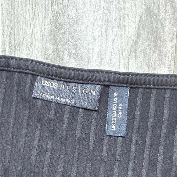 ASOS Curve Elegant Black Ribbed Long Sleeve Top - Picture 2 of 6